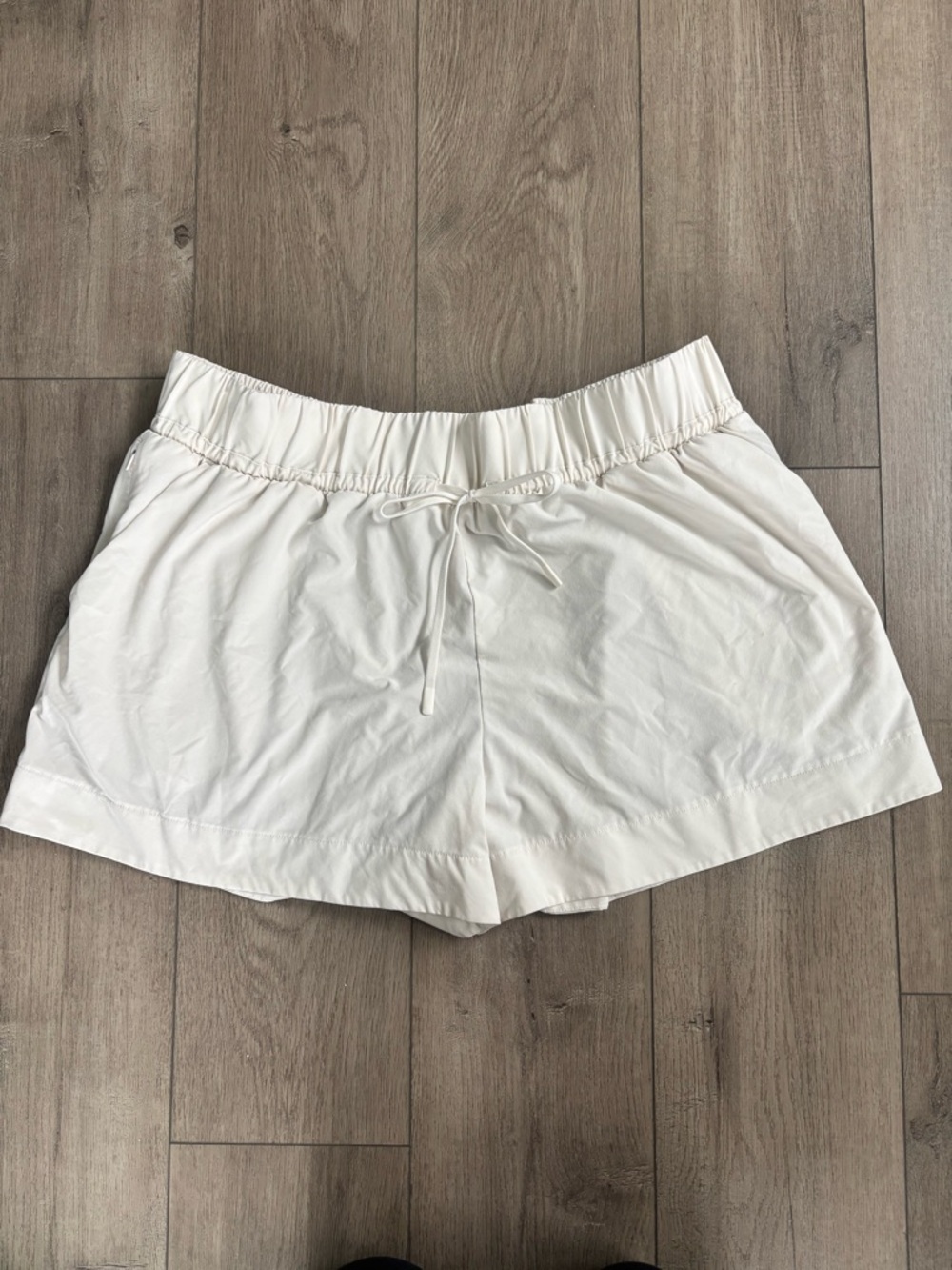 Women's White Drawstring Casual Shorts
